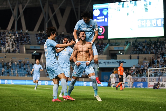 k1总决赛2011,k1总决赛冠军视频