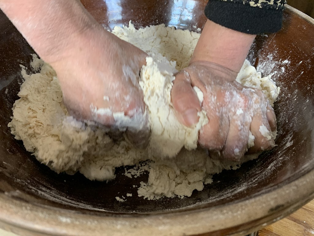 酵母粉发面蒸馒头太慢,酵母粉发面太慢怎么办