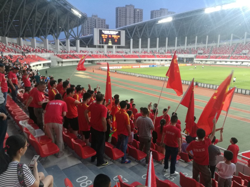 足球热潮视频,安徽蚌埠足球