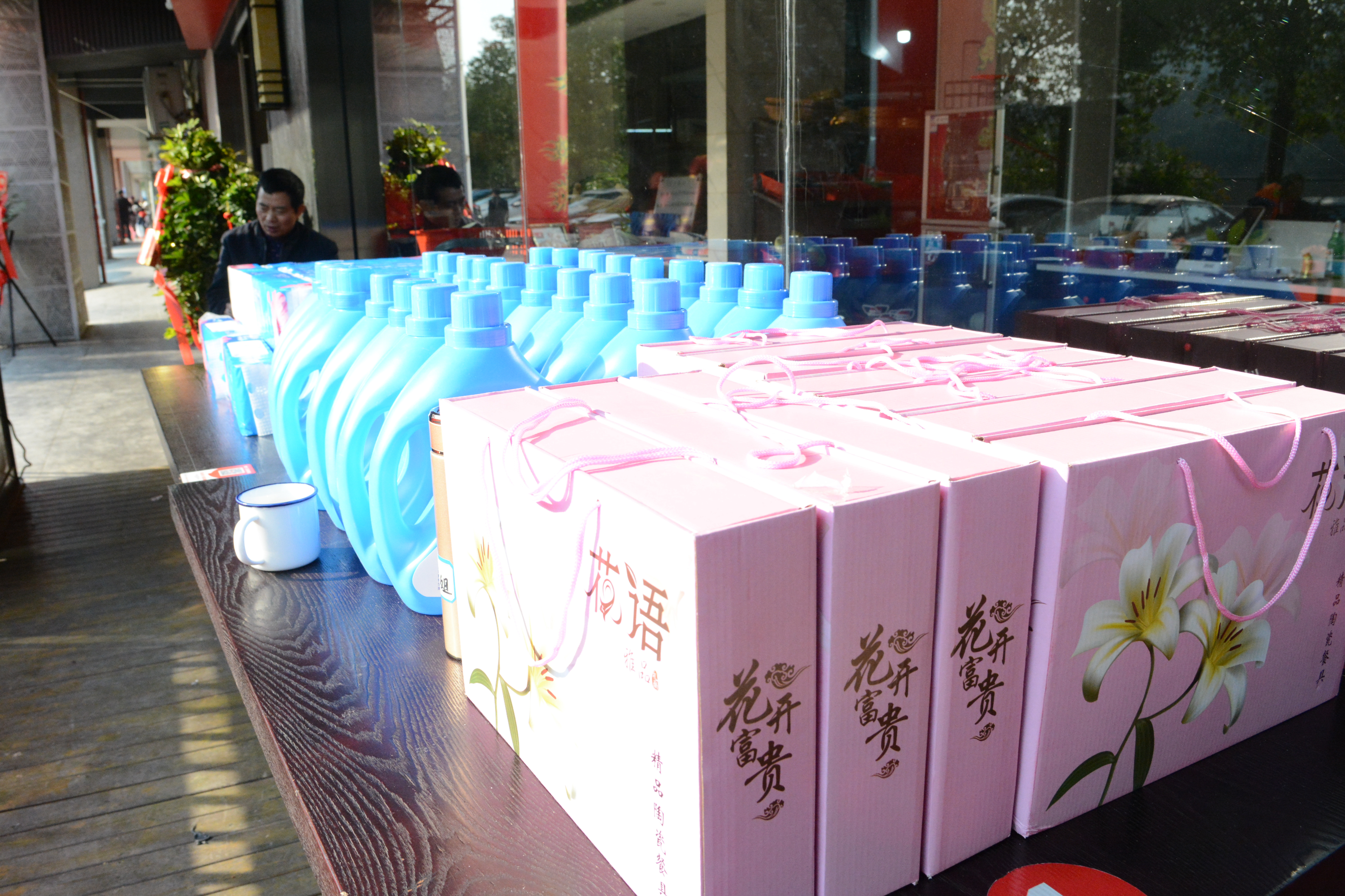 长沙河西含光路山水新城的“柒七酒餐馆”升级巨惠迎牛年