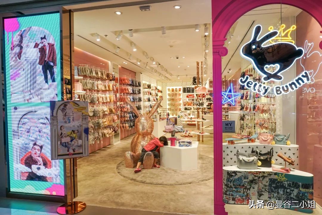 centralworld鍊煎緱涔扮殑涓滆タ,涓栫晫鍟嗗簵璐墿鎸囧崡