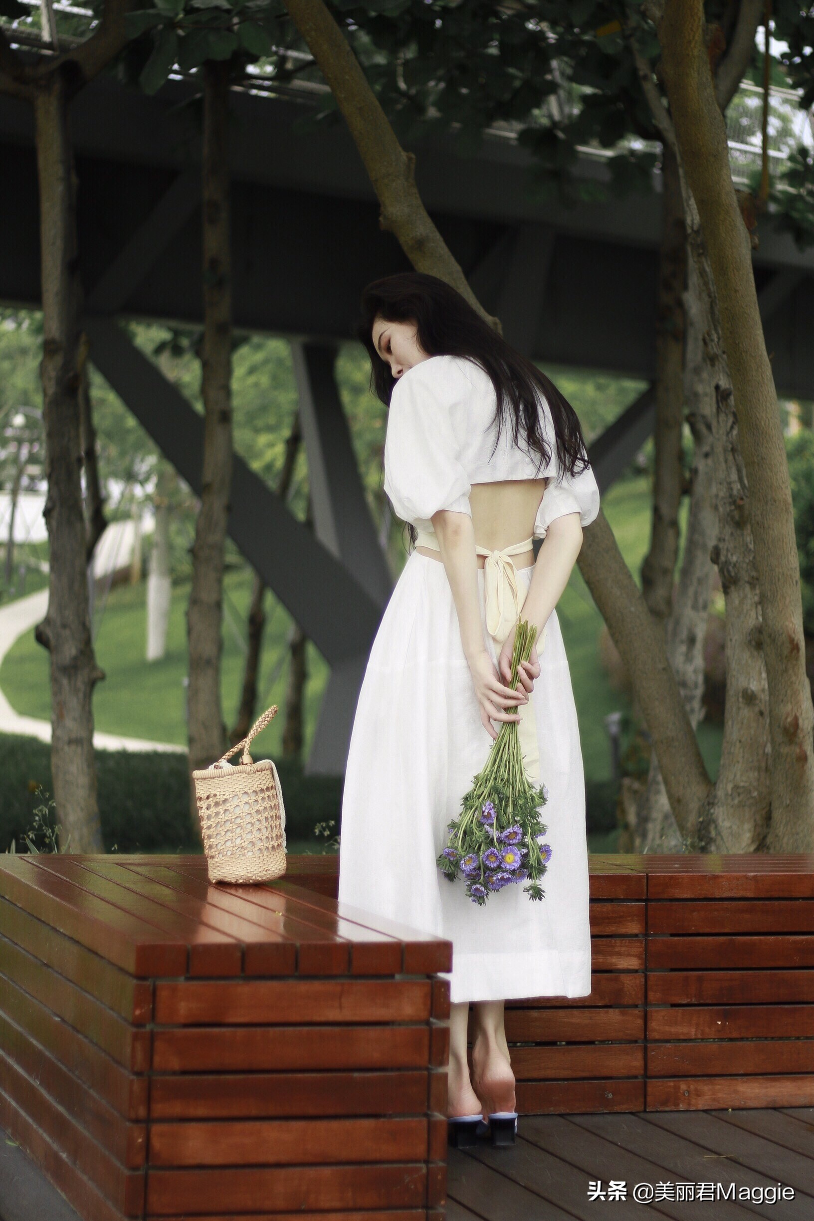 maggie缇庝附鐗╄绌胯。,maggie鐨勭編涓界墿璇皬绾功