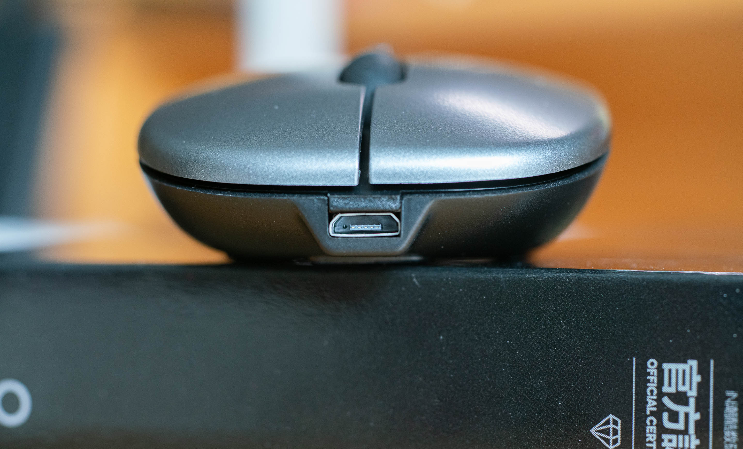 英菲克pm1无线鼠标怎么换电池,英菲克pm1双模鼠标怎么样