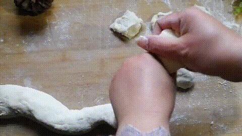 水煎包揭盖塌陷,水煎包回缩塌陷解决方法