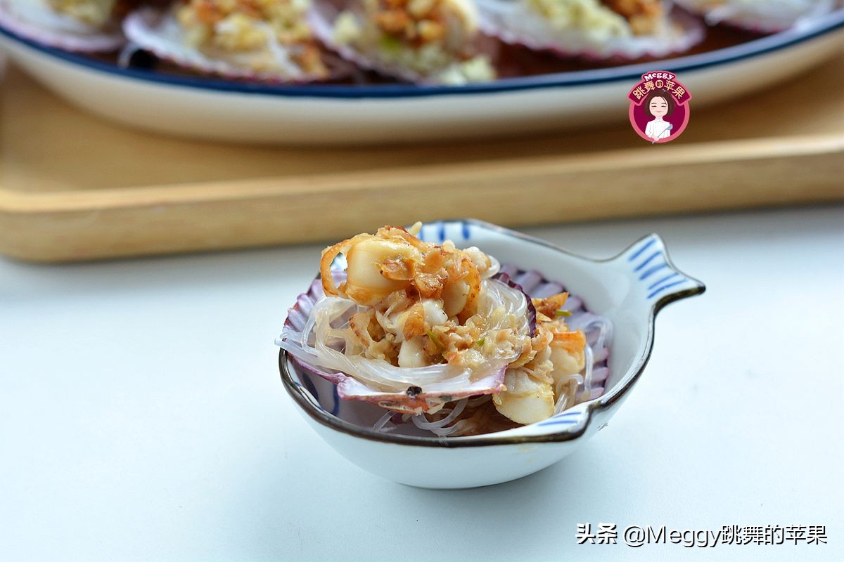 蒜茸粉丝扇贝的做法窍门,烧烤蒜蓉扇贝的做法视频教程