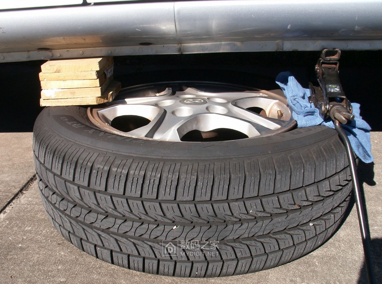 无需匹配的轮胎传感器怎么装,带胎压传感器的轮胎更换教程
