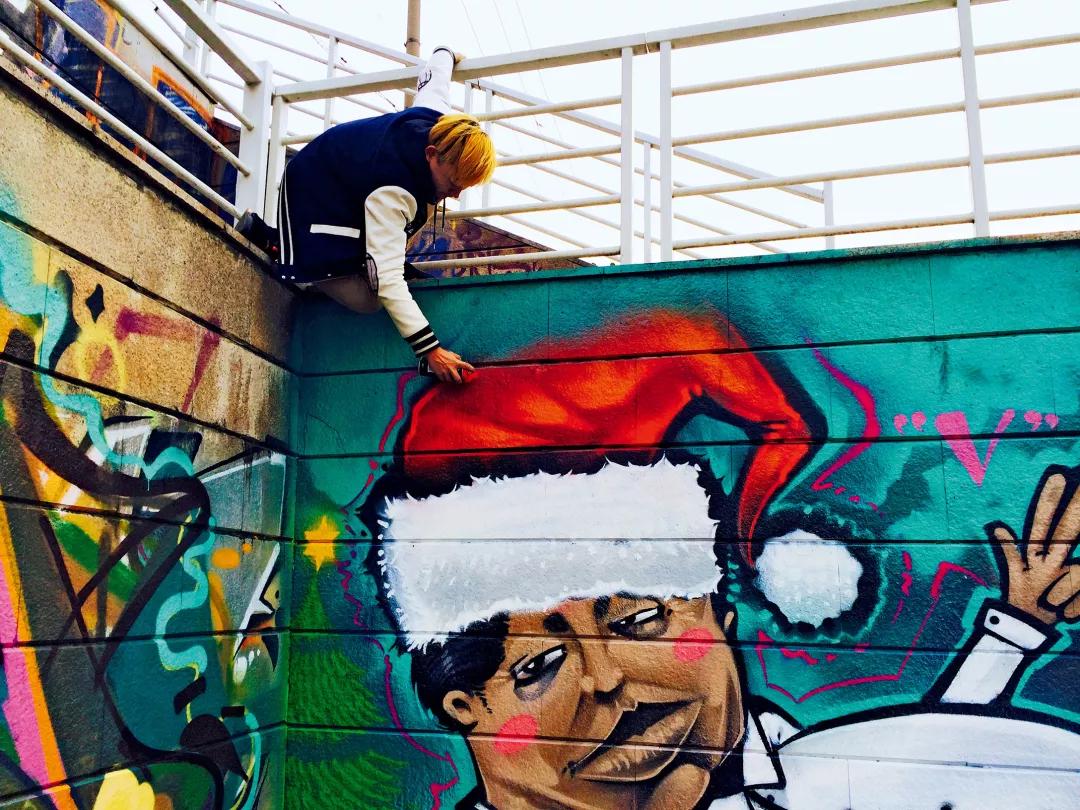 一座英雄的城市武汉,武汉怎么样这个城市发达吗