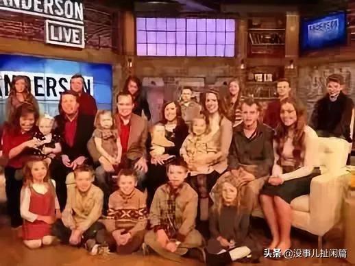 美国夫妻可以生几个孩子,美国夫妇生了十九胞胎