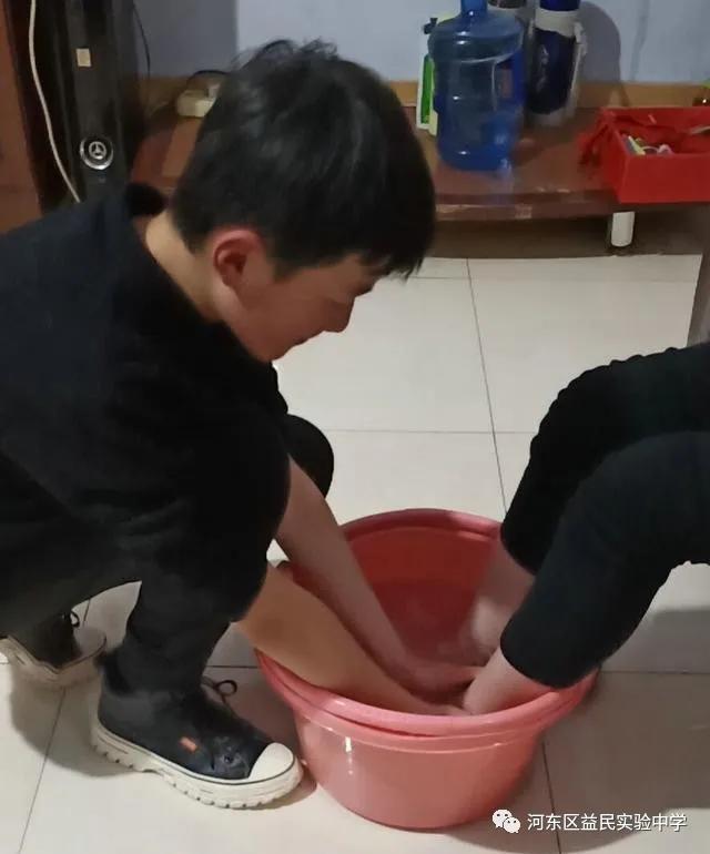 鐩婃皯涓2020,鐩婃皯涓2018