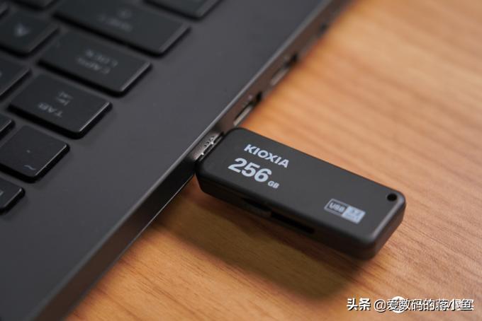 只要一个U盘在网吧也能体验战地V64人激情对射