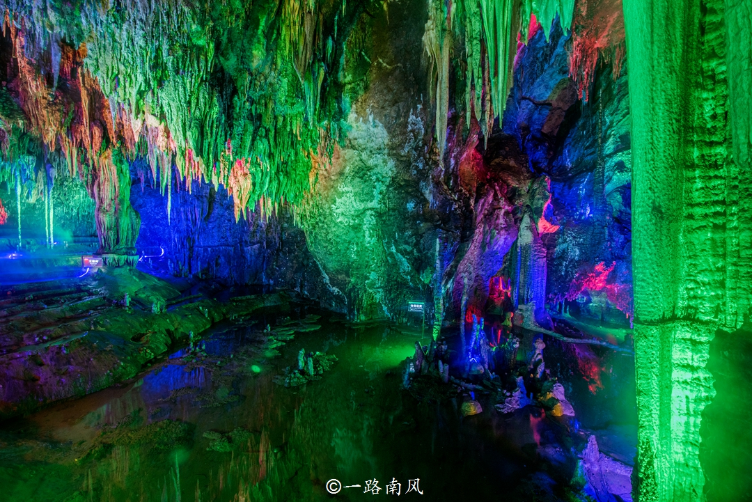 广西大新龙宫仙境视频,广西大新最大的山洞