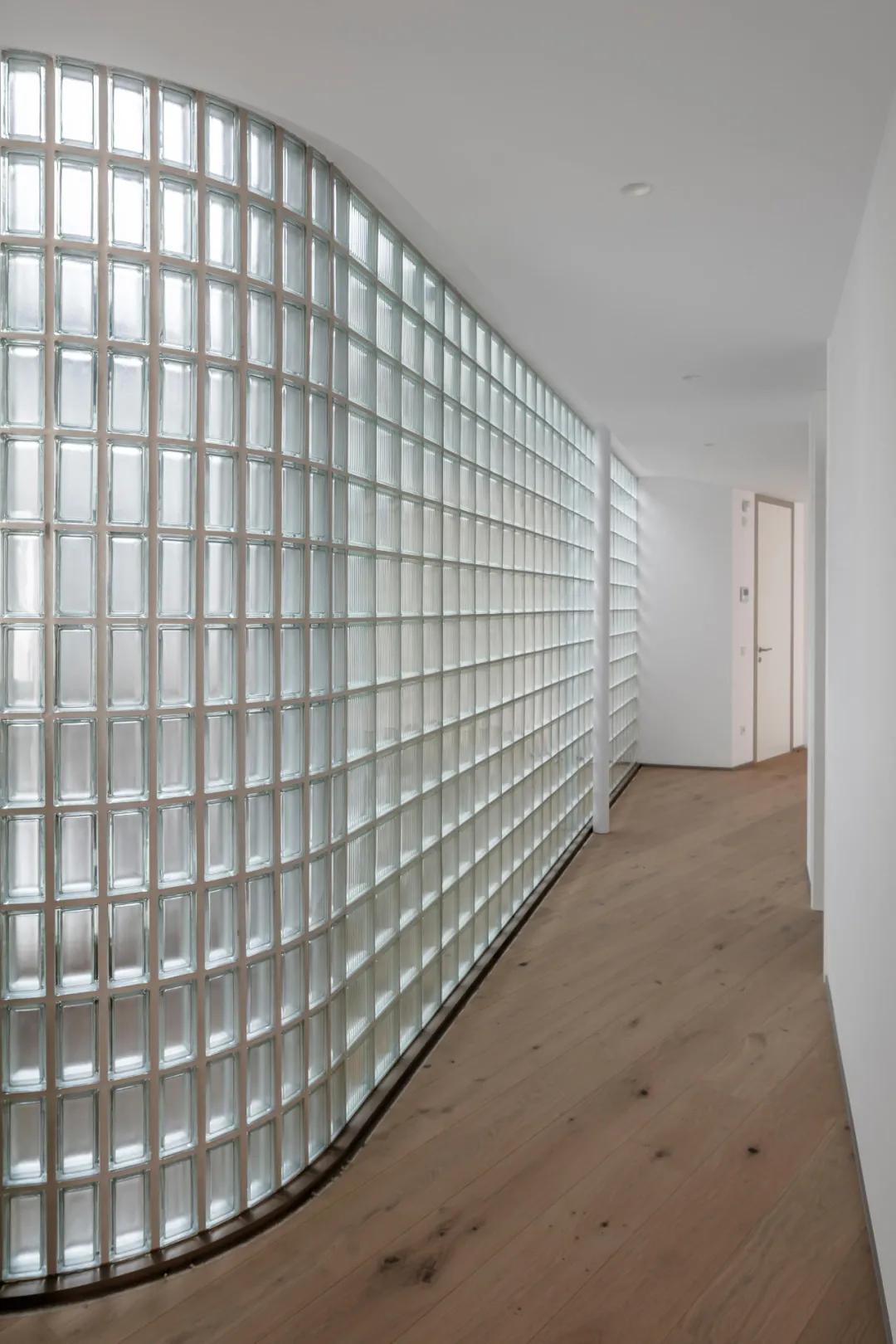 玻璃砖做公寓效果图 (公寓楼改造效果图)