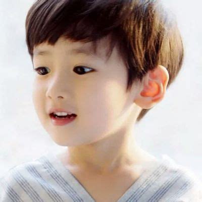 怎样判断宝宝长大后越来越漂亮,宝宝四个地方长得越丑长大越漂亮