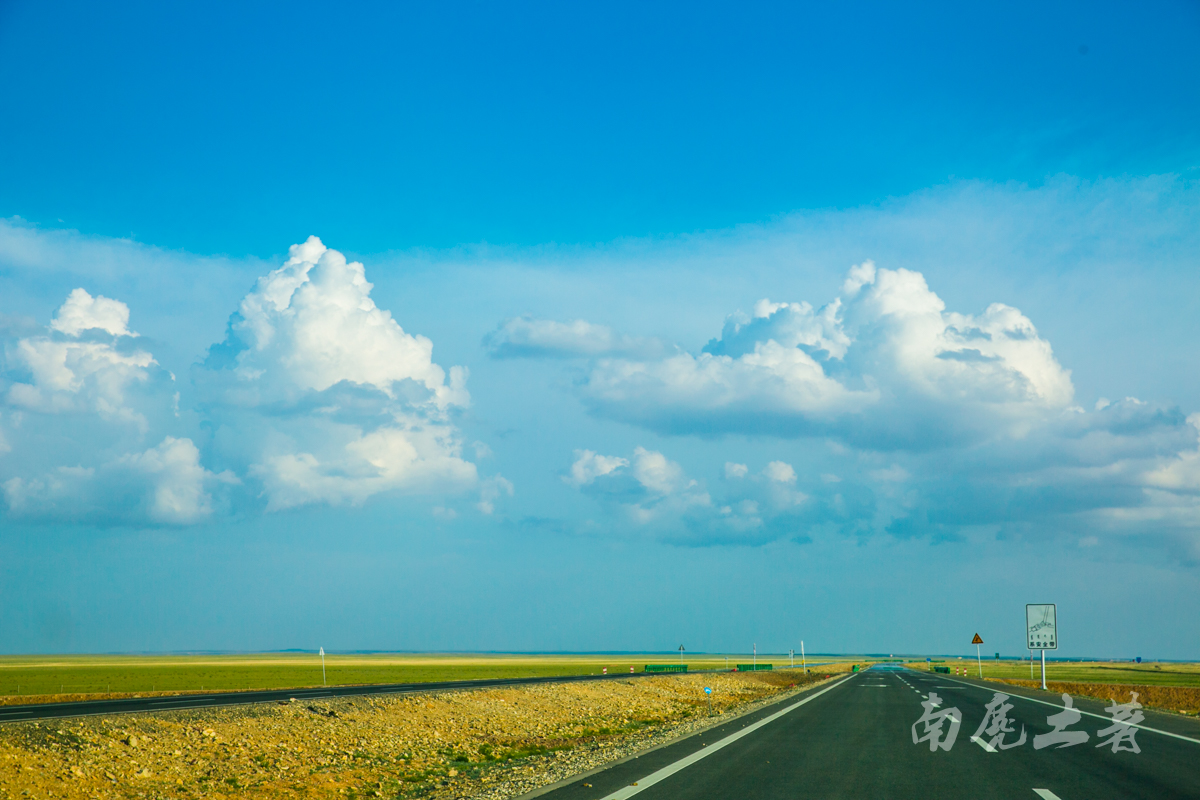 探秘内蒙古阴山,穿越巴彦淖尔探访塞外长城