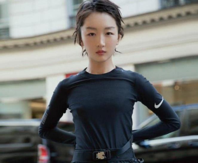 周冬雨身高体重多少斤啊,周冬雨身高体重真实多少斤