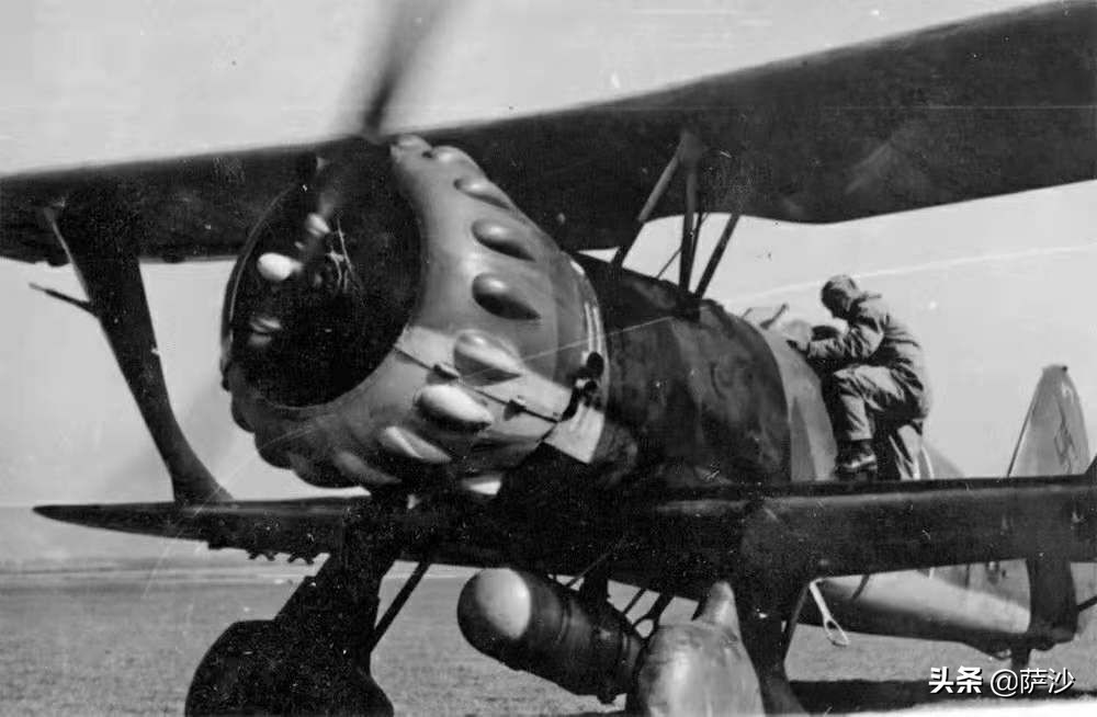 1939年的中国战斗机,中国抗日双翼轰炸机
