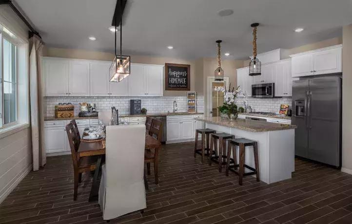 新建区毛坯房捡漏房,新房捡漏90平