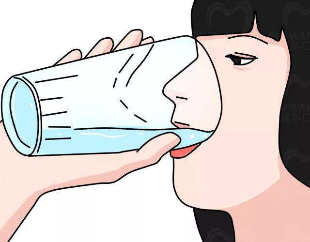 大连齿医生口腔科普拔了牙会发烧？拔牙后怎么护理才是最好的？