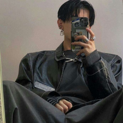 高冷男生头像二次元,高冷男生头像