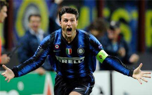 足球场上的传奇进球你见过几个,足球曾经传奇