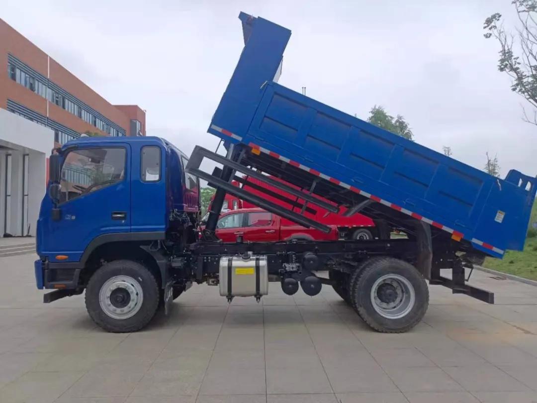 江淮国六自卸前四后八车最新款,江淮国六蓝牌4.2米自卸