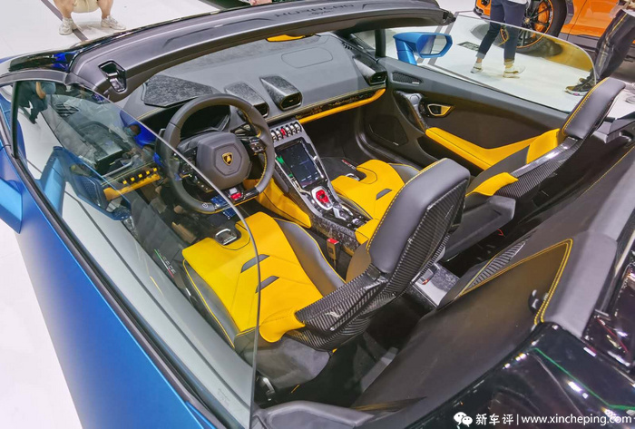 吉利星瑞和高尔夫8哪个更值得买,高尔夫和星瑞