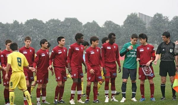 王楚淇内马尔阿扎尔对比,力压周琦当选mvp