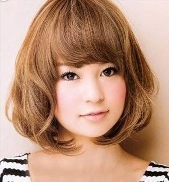 圆脸四方脸国字脸适合什么长发型,脸型与发型搭配国字脸