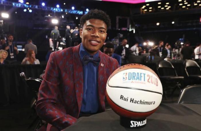 亚洲一哥评武磊,亚洲媒体评价中国男篮