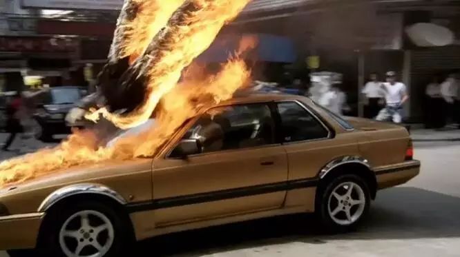 男子故意传染艾滋给大二女生,男子在群里炫耀传播艾滋病