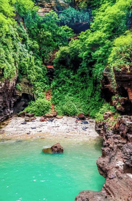 比鼓浪屿大12倍，比三亚安静10倍！这小岛最适合现在去，美轮美奂