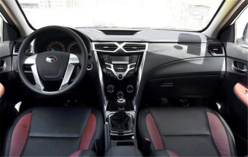 练手车最佳推荐新车自动落地7万,推荐几款3万内练手好车