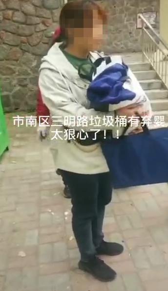 半岛聚焦丨一名弃婴近百家庭求领养！数据画像详解热线背后的妈妈梦