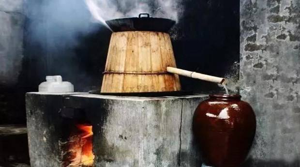 白酒的独特性是怎样炼成的,白酒是怎么搞才好喝的