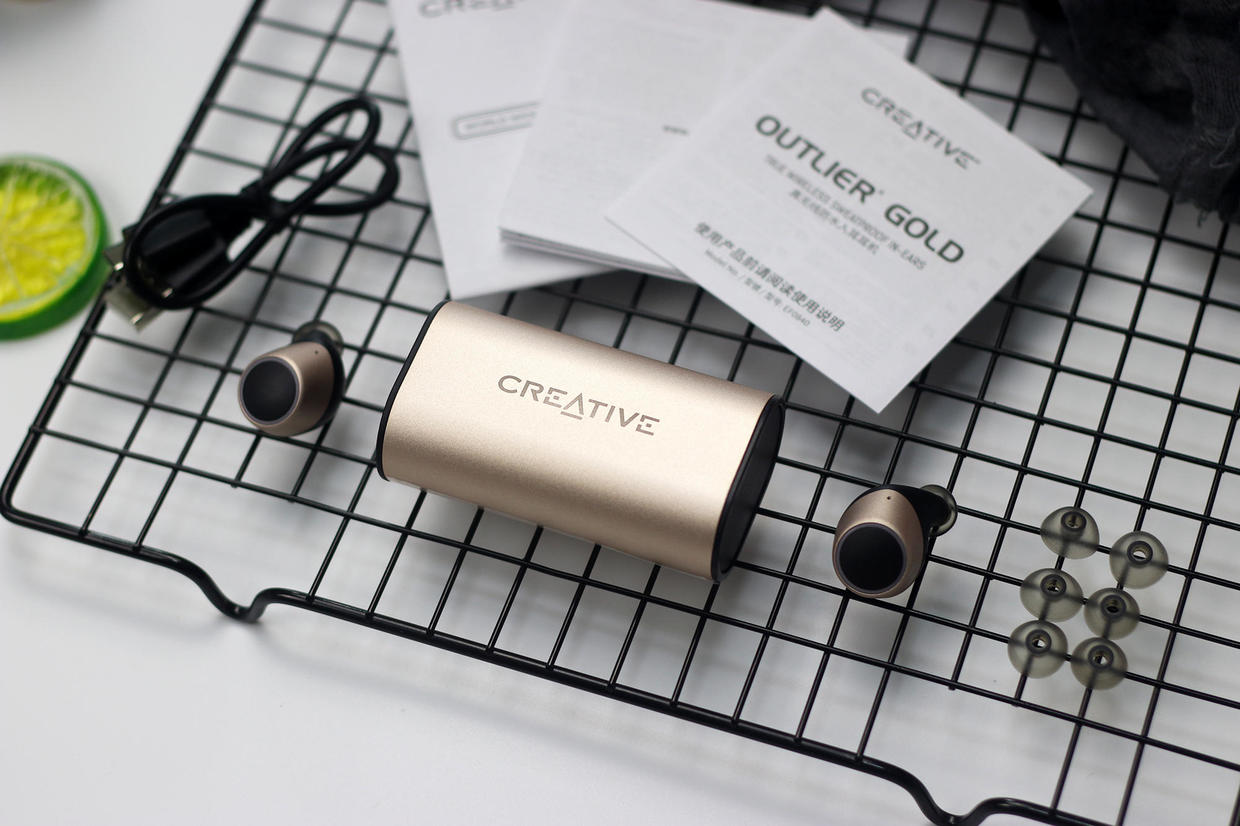 创新outlier耳机,创新耳机air评测