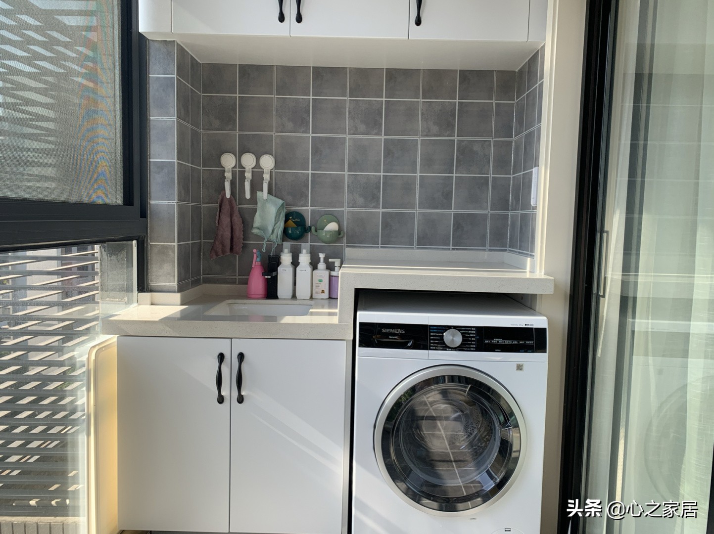 85平方二室一厅背景墙,85寸电视背景墙设计不嵌入