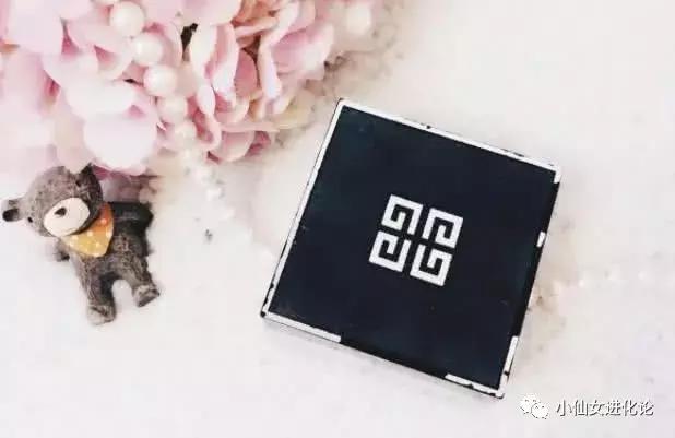 网红爆款细腻控油散粉,散粉推荐网红爆款持久定妆