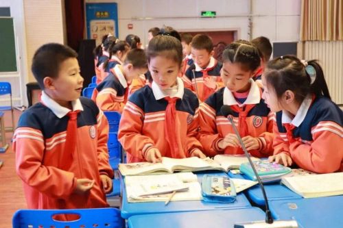 书写时代新教育奋进铺就新篇章——记蓬勃发展的陕西师范大学奥林匹克花园学校