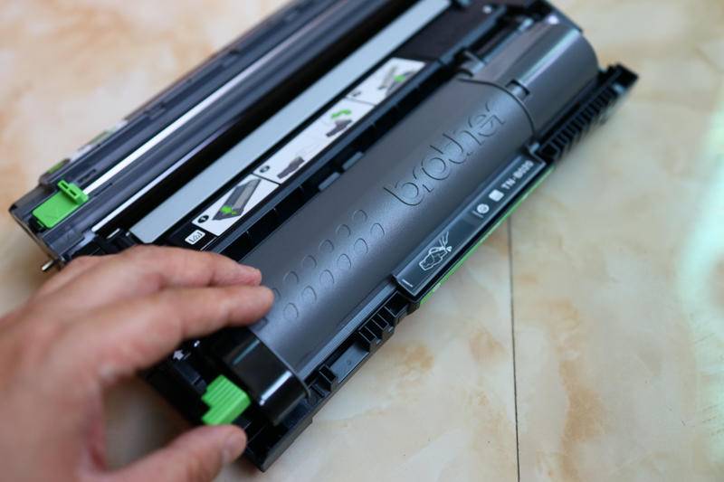 迷你激光打印机复印扫描一体机,激光喷墨到底哪种打印机省钱