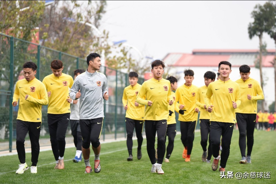 火热的新政与冰冷的尸骨：冬天的中国足球，太难