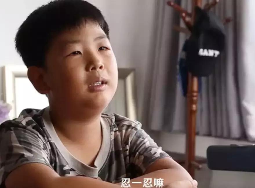 三个中产娃的暑假：每个孩子至少5个兴趣班，总开销4-8万