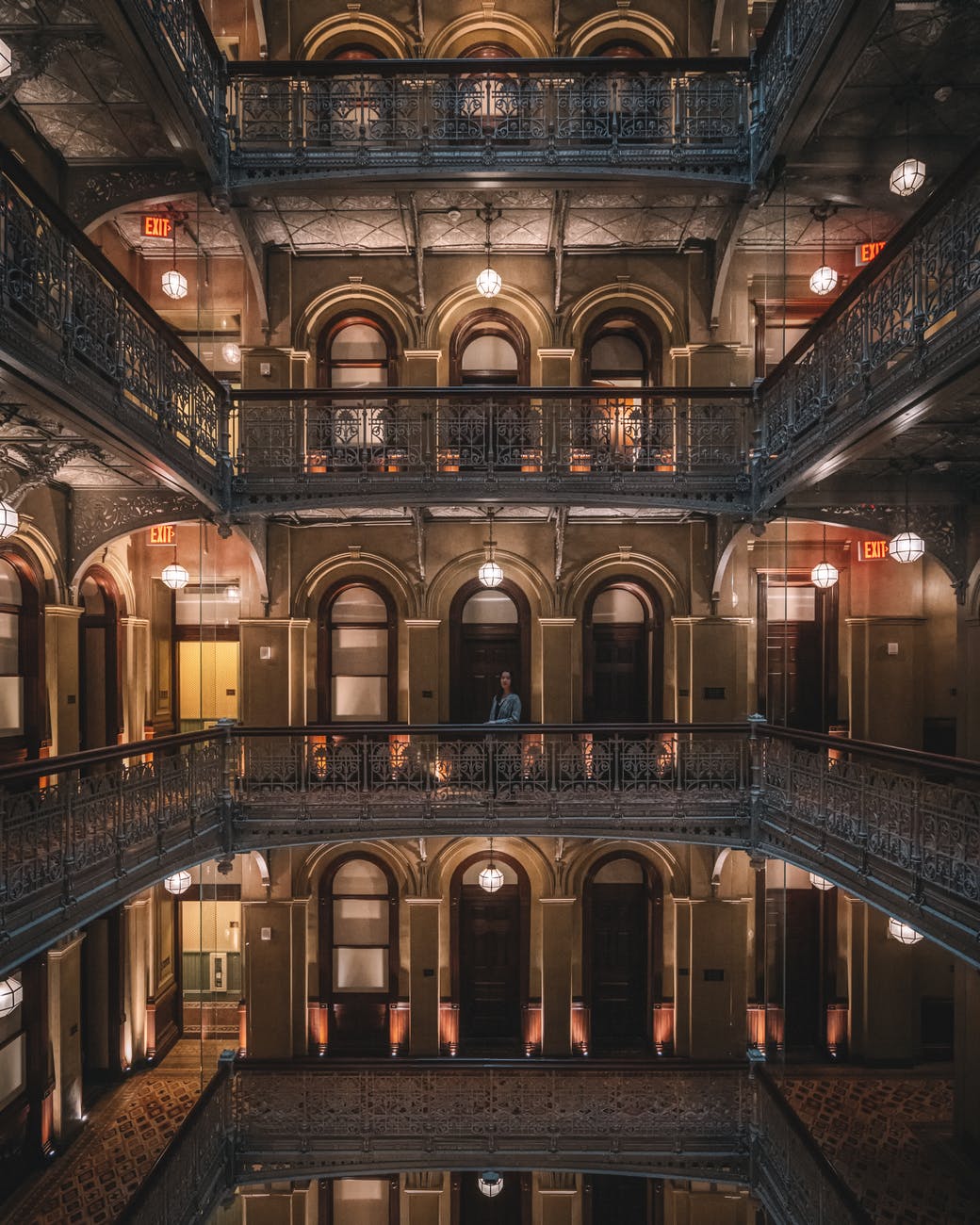 鍩庡綊浣曞涔︾睄,鍩庡綊浣曞鍐呭璧忔瀽