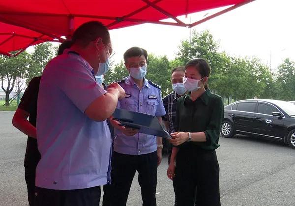 34岁的她任副县长,34岁代理县长