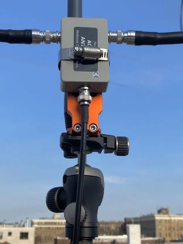 怎么架设中高频天线,如何制作一个高频率的收音机天线