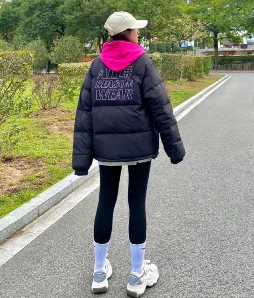 鲨鱼裤女款喇叭裤2022款网红款,可以穿鲨鱼裤的羽绒服