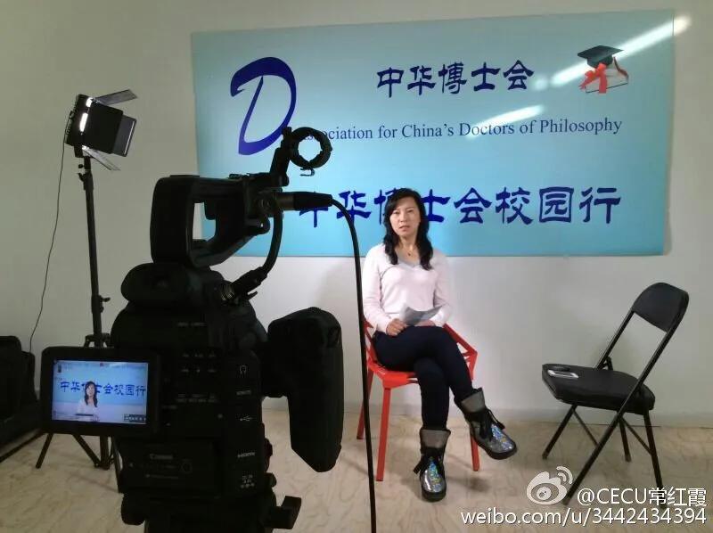 采访礼仪小剧场,采访车展礼仪小姐