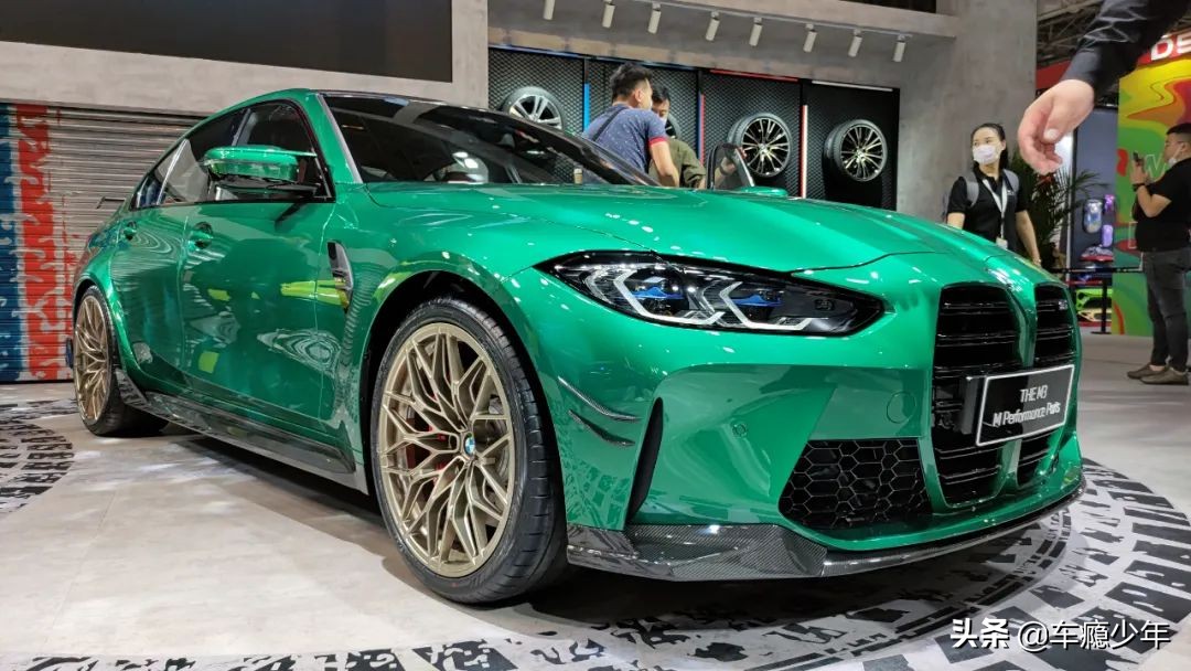 最新款宝马4驱m3,中置四出排气宝马