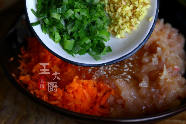 家常糖醋丸子怎么自己调汁,家常糖醋丸子怎么调汁