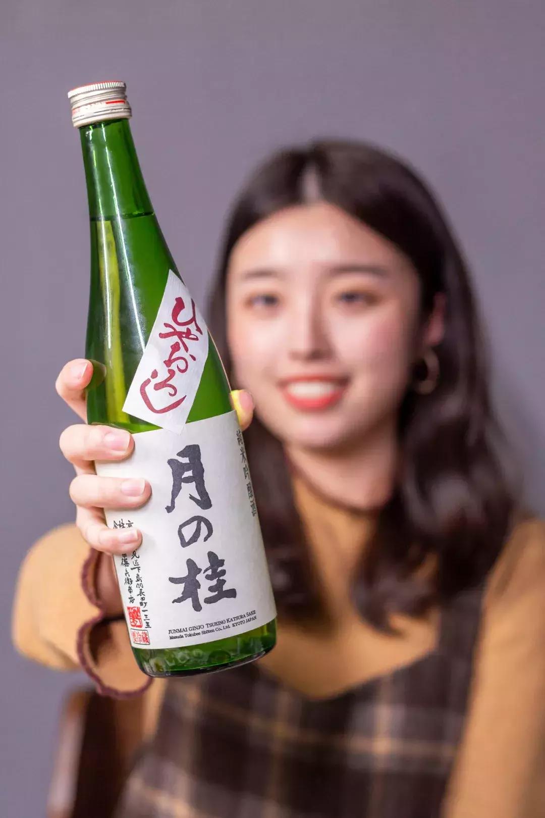 厦门超贵贵贵贵“保姆烤肉”！一口627元！借钱也要来吃……