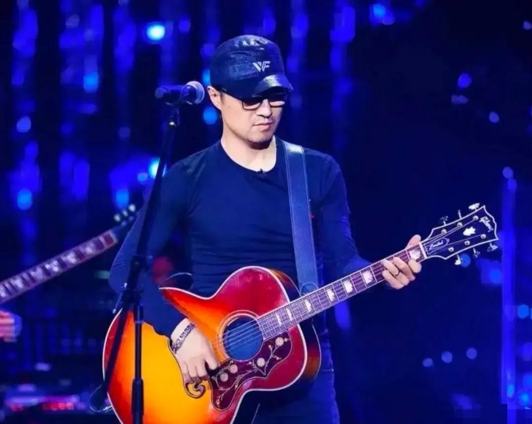 2019年汪峰演唱会当我想你的时候,汪峰演唱会观众落泪